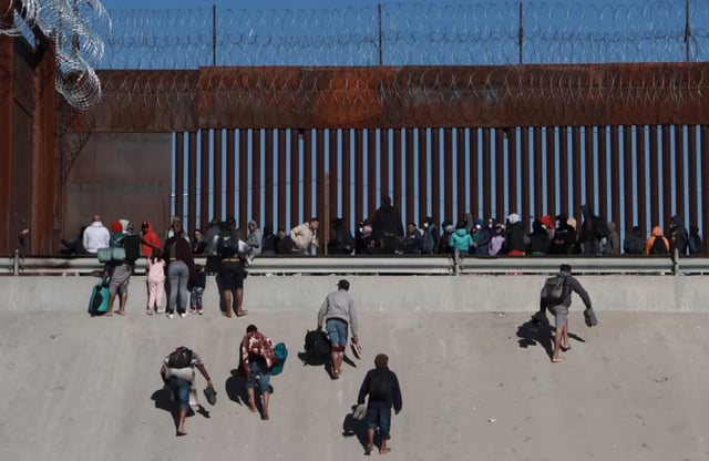 Kristi Noem autorizó la construcción de un nuevo tramo de muro fronterizo en Texas