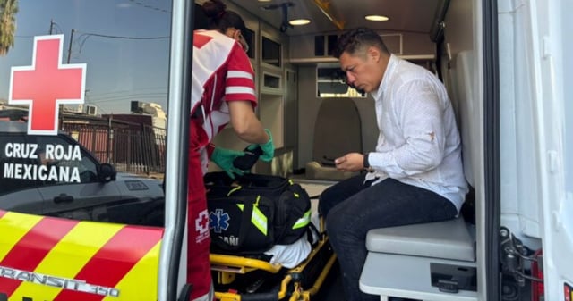 Jorge Heras fue atacado y amenazado al llegar a su trabajo en Mexicali para conducir su programa junto al también periodista Eduardo Villalugo. Foto: Cristian Torres, Zeta