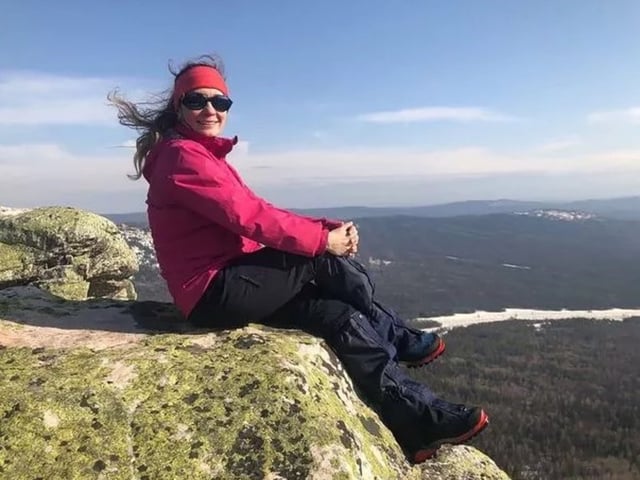 Natalia Nogovitsina, la alpinista rusa que lleva 11 días varadas en una montaña. Ya la dan por muerta.