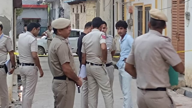 New Delhi, India � Aug. 20, 2025: Delhi Police personnel at the site in Maidan Garhi where three bodies were recovered from a house. in New Delhi on Wednesday. (Photo by Hindustan Times)