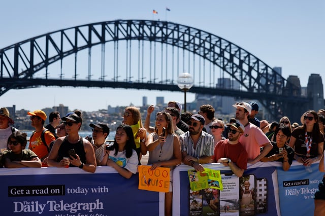 SYDNEY, AUSTRALIA - SEPTEMBER 17: Participants take part during the 2023 Sydney Marathon on September 17, 2023 in Sydney, Australia. (Photo by Norvik Alaverdian/NurPhoto via Getty Images)