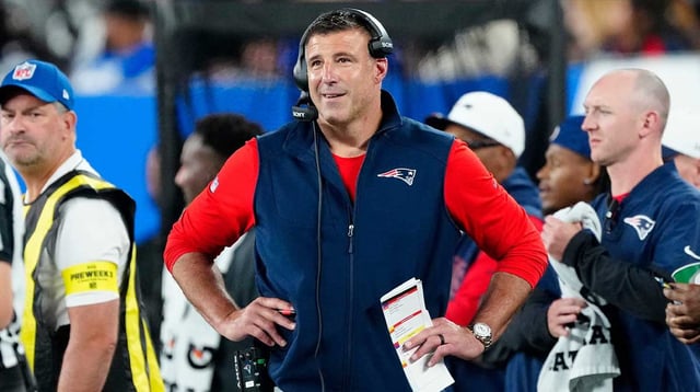 New England Patriots Head Coach, Mike Vrabel is shown on the sideline, Thursday, August 21, 2025, in East Rutherford.