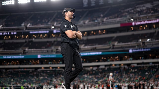 Eagles head coach Nick Sirianni during the fourth quarter against the Cincinnati Bengals at Lincoln Financial Field