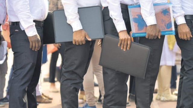 Oil India Recruitment 2025: Apply for the posts of Superintending Engineer, Senior Officer & more at Oil India Limited. Application window closes on September 26, 2025. (Sanchit Khanna/HT PHOTO)