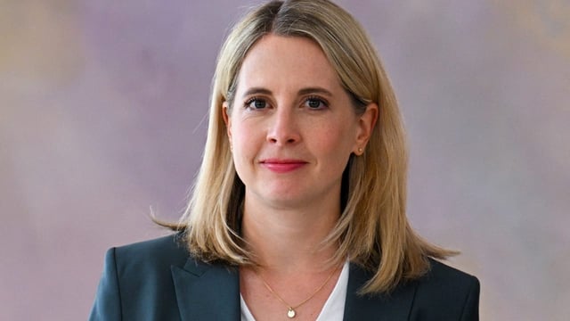 Die schwangere Bauministerin Verena Hubertz wehrt sich gegen Hass-Nachrichten.