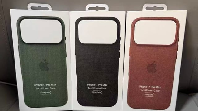 Apple's alleged TechWoven cases pictured.