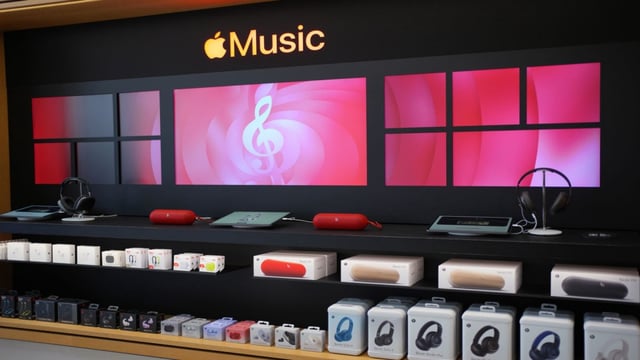 Apple Music is partnering with TuneIn.
