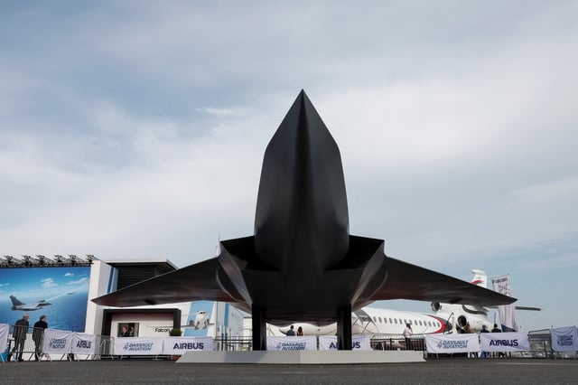 A model of a Future Combat Air System (SCAF), a European aircraft developed by France, Germany and Spain is displayed during the 54th International Paris Airshow at Le Bourget Airport near Paris, France, June 19, 2023. REUTERS/Benoit Tessier/File Photo