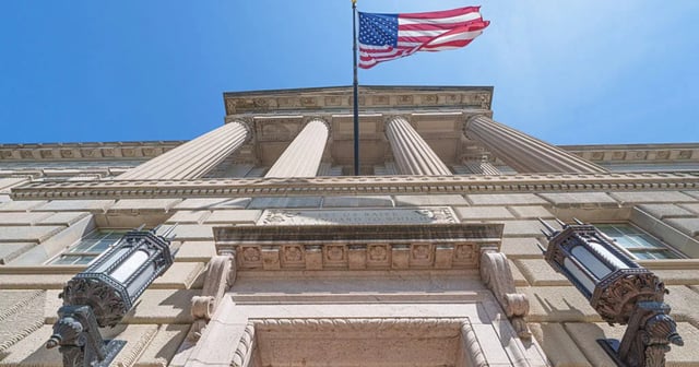 US government partners with Chainlink to publish GDP data on Ethereum, Base, Avalanche and other blockchains