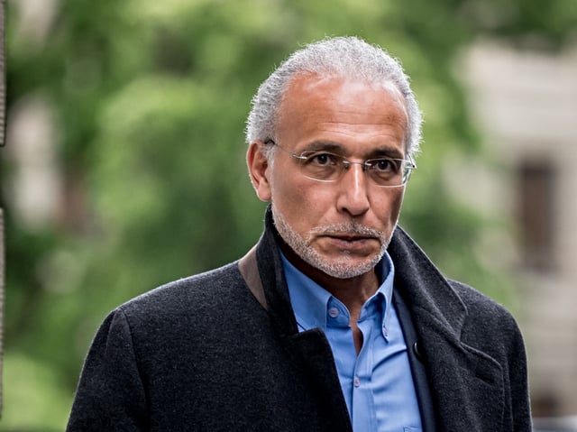Swiss leading Islamic scholar Tariq Ramadan arrives at Geneva's courthouse on May 27, 2024, prior to his appeal trial over charges of rape and sexual coercion. Tariq Ramadan was acquitted in first instance. (Photo by Fabrice COFFRINI / AFP)