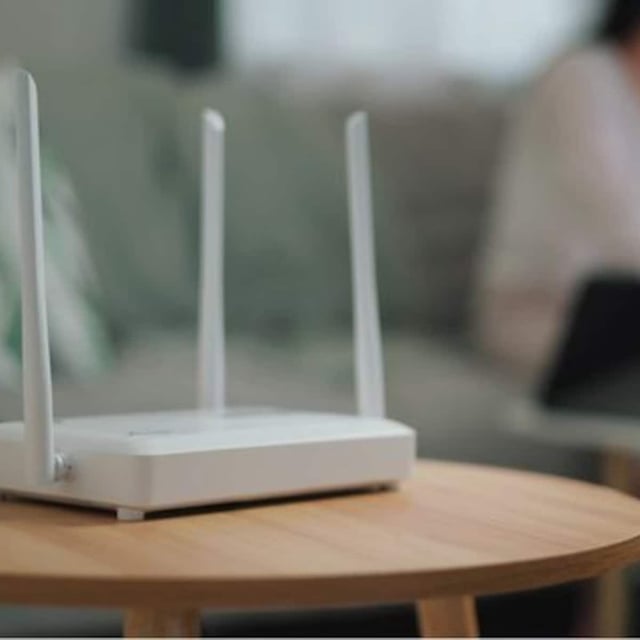Sie wollen einen neuen WLAN-Router kaufen? Dann sollten Sie ein paar entscheidende Dinge kennen, bevor Sie sich für ein Modell entscheiden. Mehr dazu verraten wir Ihnen im Video.