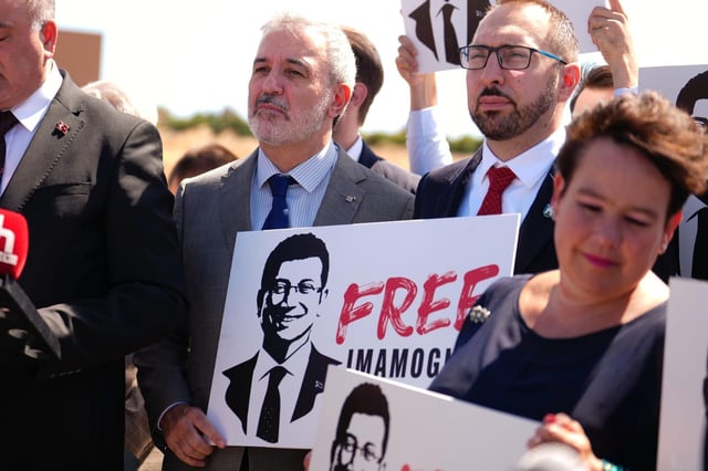 Collboni participa en Estanbul en los actos de apoyo al alcalde Ekrem İmamoğlu impulsados por Eurocities.