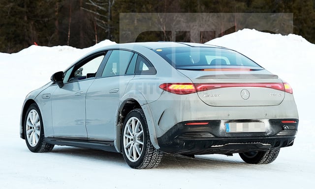 Als Antriebsspender könnte der noch aktuelle Mercedes EQE dienen.