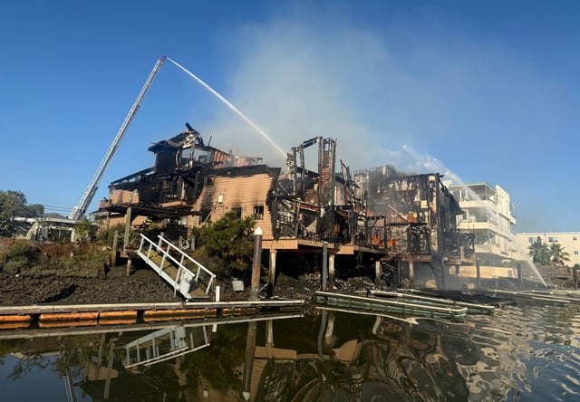 Firefighters douse an apartment complex fire at 516 Canal St. in San Rafael, Calif., on Thursday, Aug. 21, 2025. (Photo by Chris Bernt)