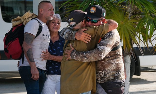Se reencuentran con sus familias capitanes rescatados en el Golfo