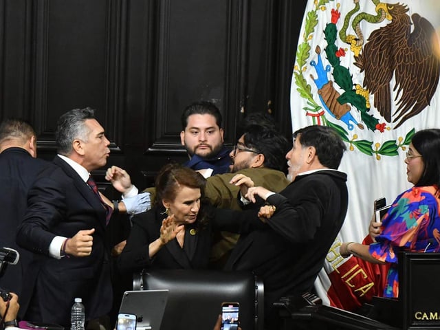 'Alito' Moreno en altercado con Fernández Noroña