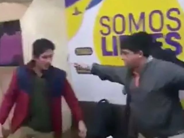 Pelea en la facultad de derecho de la UBA. Foto: captura
