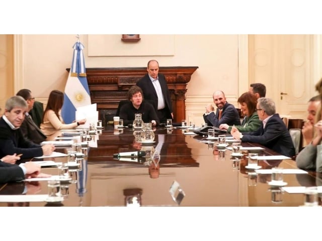 Milei envió un mensaje a su gabinete tras el ataque en el conurbano.