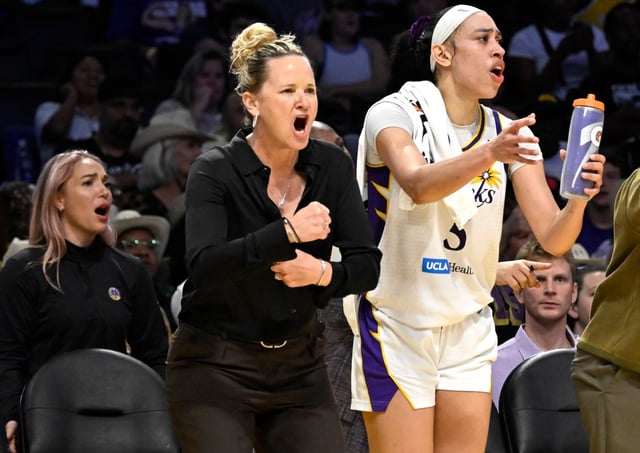 Sparks head coach Lynne Roberts and forward Dearica Hamby react on the sideline during the second half against the Phoenix Mercury on Tuesday, Aug. 26, 2025, at Crypto.com Arena. (Photo by Keith Birmingham, Pasadena Star-News/SCNG)