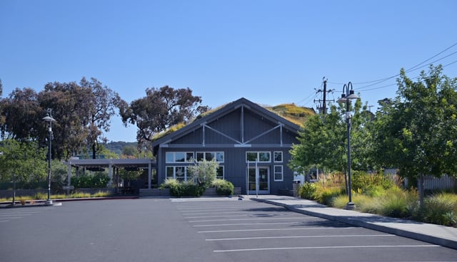 The parking lot stands empty at the shuttered Amy's Drive Thru in Corte Madera, Calif. on Tuesday, Aug. 26, 2025. (Sherry LaVars/Marin Independent Journal)
