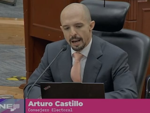El consejero electoral Arturo Castillo argumentó que la credencial de elector contribuirá a la reinserción social.