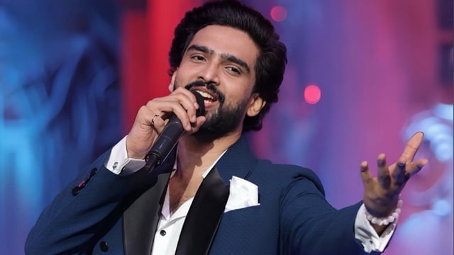 Music composer Amaal Malik enters Bigg Boss house, seeking to connect with fans and reveal his true self beyond his music.

