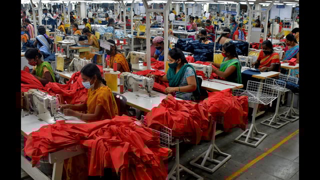 The predominantly cotton based textile industry in Tiruppur had said that exempting 11% import duty on all varieties of cotton from 19th August to 30th September was not enough and had appealed to the Union government for a further time extension. (REUTERS)