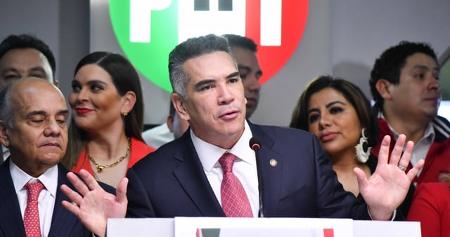 Alejandro Moreno Cárdenas, senador y dirigente nacional del PRI, ofreció una conferencia de prensa tras el altercado con Noroña. Foto: Mario Jasso, Cuartoscuro
