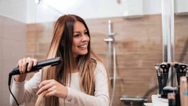 Just 10 Minutes of Hair Straightening Could Harm Your Lungs, Experts Warn