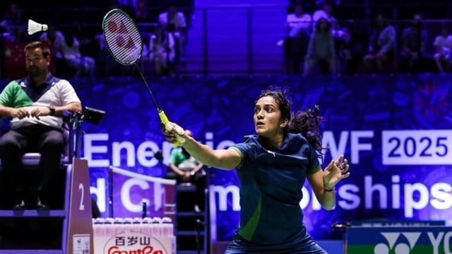 PV Sindhu loses to Putri Kusuma Wardani in quarterfinals.
