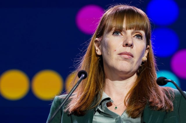 Let us be honest, the arrangements do not have the air of a random series of events (Photo: Ian Forsyth/Getty)