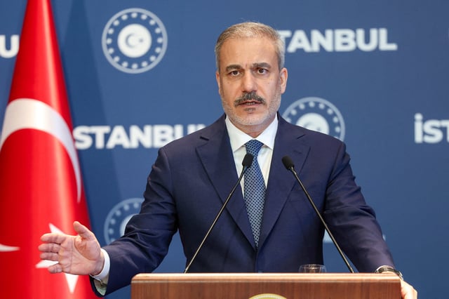 Turkey's Foreign Minister Hakan Fidan speaks during a press conference following the inaugural meeting of the Balkans Peace Platform, a Turkish-led initiative aimed at fostering dialogue and cooperation across the Western Balkans, in Istanbul, Turkey, July 26, 2025. REUTERS/Murad Sezer/File Photo