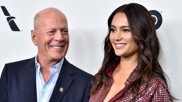 Bruce Willis y su esposa Emma Heming, quien dio por primera vez una entrevista en la que dio detalles del estado actual de salud del actor