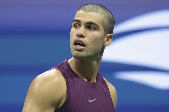 Carlos Alcaraz en un partido del US Open 2025.