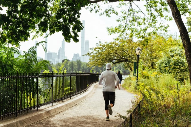 A man jogs in Central Park in this file photo. (Shutterstock)