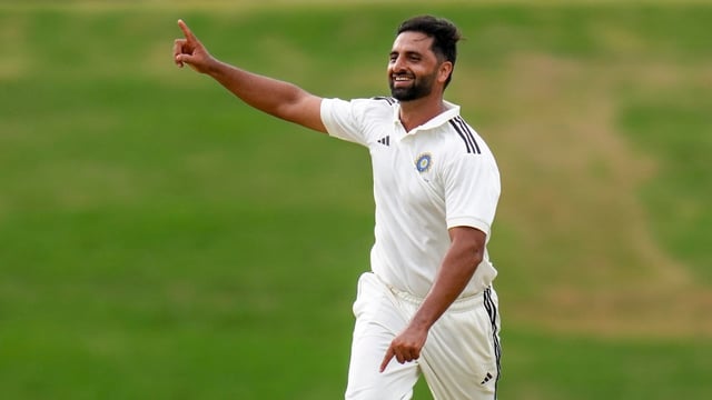 Auqib Nabi claimed four wickets in four balls in the Duleep Trophy match.