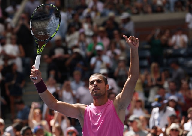 Tennis - U.S. Open - Flushing Meadows, New York, United States - August 29, 2025 Spain's Carlos Alcaraz celebrates winning his third round match against Italy's Luciano Darderi REUTERS/Brendan Mcdermid