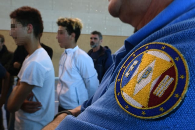Des détenus mineurs dans l’établissement pénitentiaire de Marseille-Valentine, à Marseille, en 2019.
