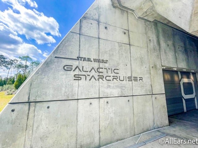 Star Wars: Galactic Starcruiser