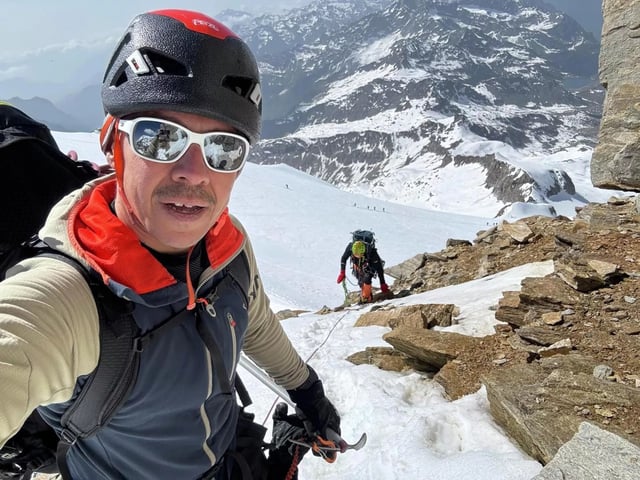 Luca Sinigaglia, el alpinista italiano que murió en el intento de socorrer a Nagovitsyna, con quien habían escalado el Khan Tengri.