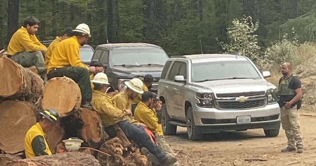 El ICE arresta a bomberos cuando apagaban un incendio en Washington y causa críticas. Foto: X @TheSecretList