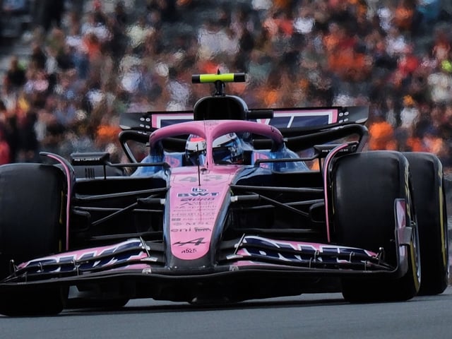 Alpine driver Franco Colapinto of Argentina in action during the first practice for the Formula One Dutch Grand Prix in Zandvoort, Netherlands, Friday, Aug. 29, 2025. (AP Photo/Patrick Post)