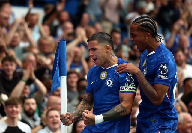 Soccer Football - Premier League - Chelsea v Fulham - Stamford Bridge, London, Britain - August 30, 2025 Chelsea's Enzo Fernandez celebrates scoring their second goal with Joao Pedro REUTERS/Hannah Mckay