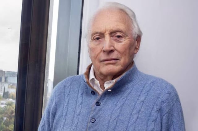 Eduardo Kovalivker es uno de los dueños de la droguería Suizo Argentina. Desde hace un tiempo no maneja la empresa y se dedica a la escritura.