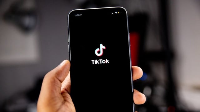 TikTok finally rolls out voice notes.