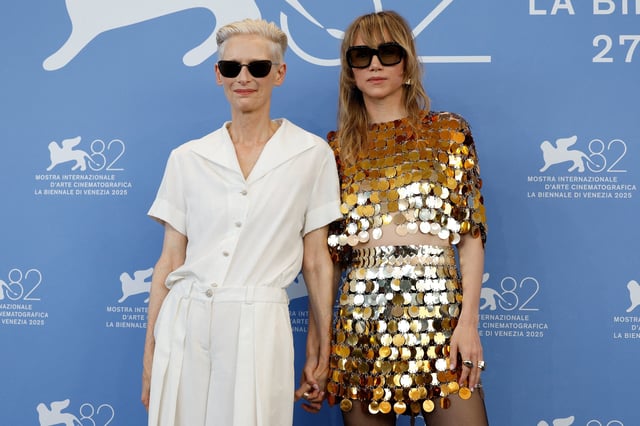 Cast members Tilda Swinton and Suki Waterhouse pose during a photocall for the movie "Broken English" out of competition, at the 82nd Venice International Film Festival, in Venice, Italy, August 30, 2025. REUTERS/Remo Casilli