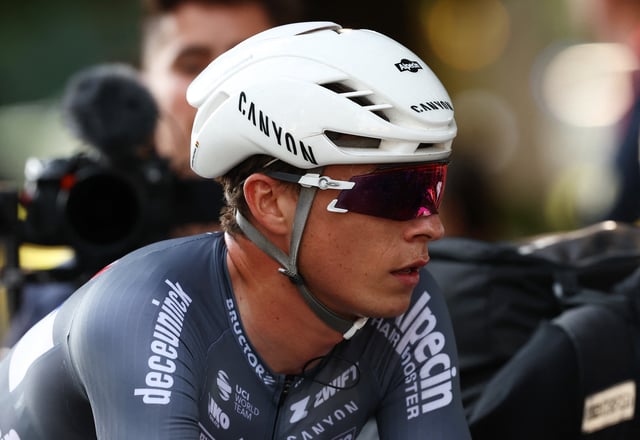 Cycling - Vuelta a Espana - Stage 1 - Turin to Novara - Novara, Italy - August 23, 2025 Alpecin - Deceuninck's Jasper Philipsen after winning stage 1 REUTERS/Manon Cruz/File Photo