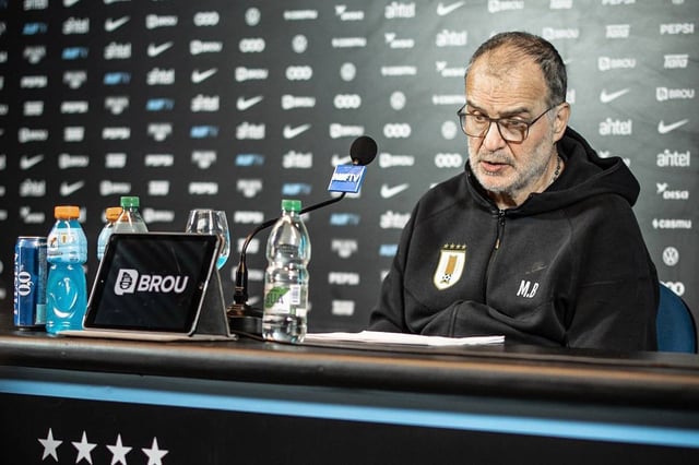 Bielsa habló en la previa de la doble fecha (Uruguay)