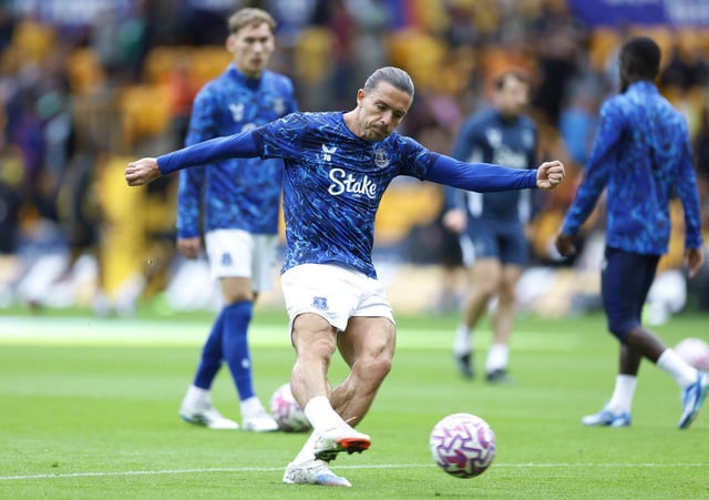 Soccer Football - Premier League - Wolverhampton Wanderers v Everton - Molineux Stadium, Wolverhampton, Britain - August 30, 2025 Everton's Jack Grealish during the warm up before the match Action Images via Reuters/Peter Cziborra/File photo