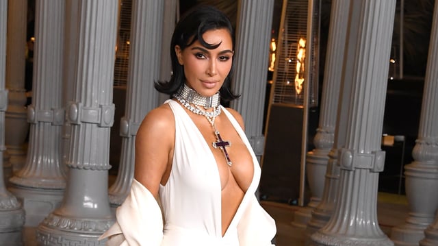 LOS ANGELES, CALIFORNIA - NOVEMBER 02: Kim Kardashian arrives at the 2024 LACMA Art+Film Gala at Los Angeles County Museum of Art on November 02, 2024 in Los Angeles, California. (Photo by Steve Granitz/FilmMagic)